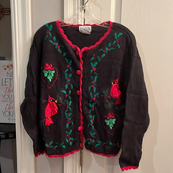 Basic Editions Sweaters - Basic Editions ugly Christmas sweater. Size small